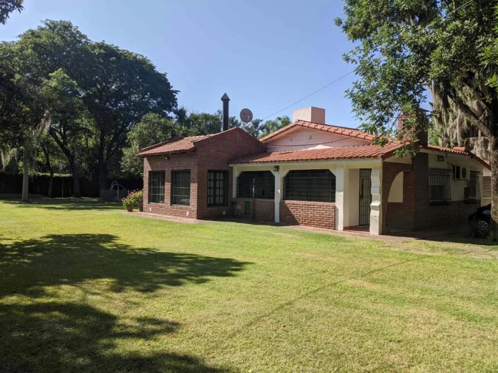 LISANDRO DE LA TORRE 45 Faragó Propiedades